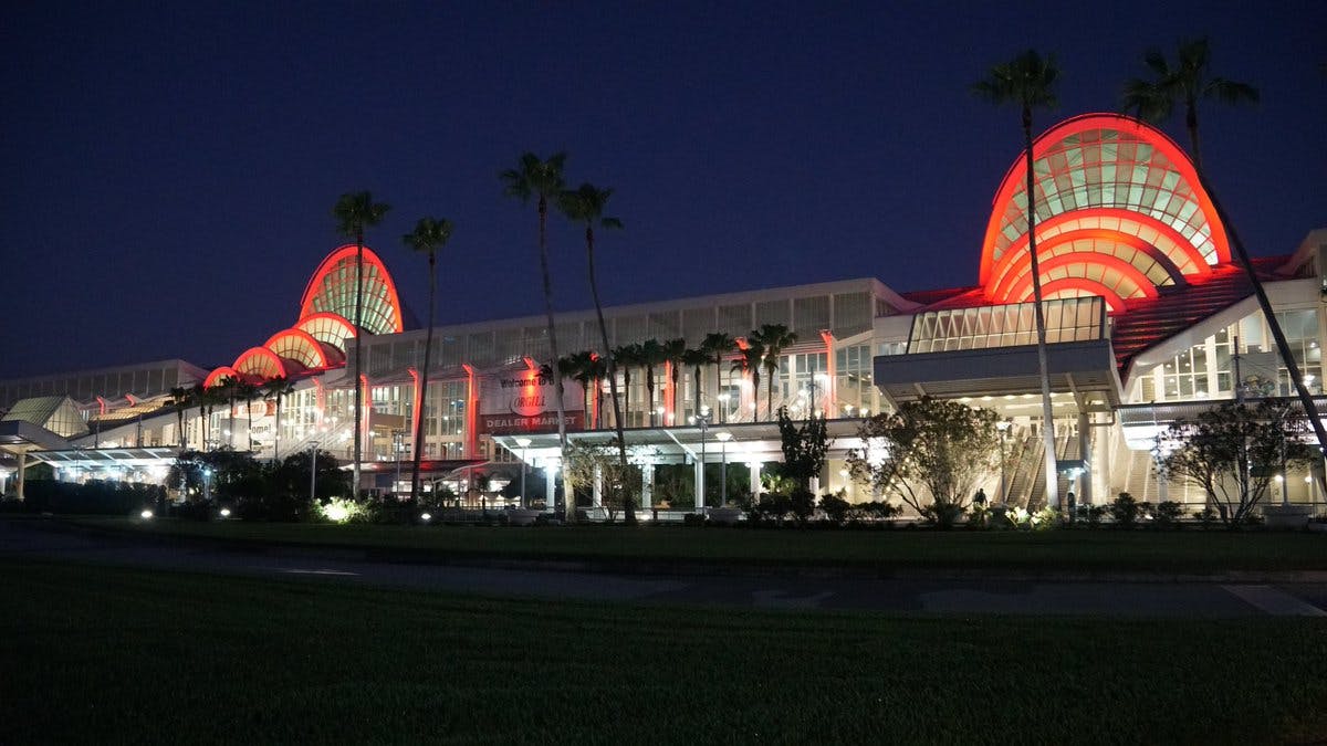 Photo Orange County Convention Center Exterior Lighting - 4