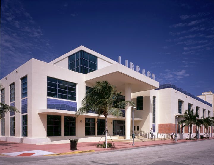 Photo Miami Beach Regional Library - 1