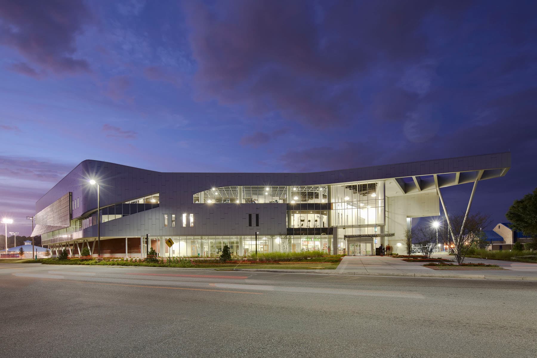 Photo University of North Florida Student Wellness Complex - 1