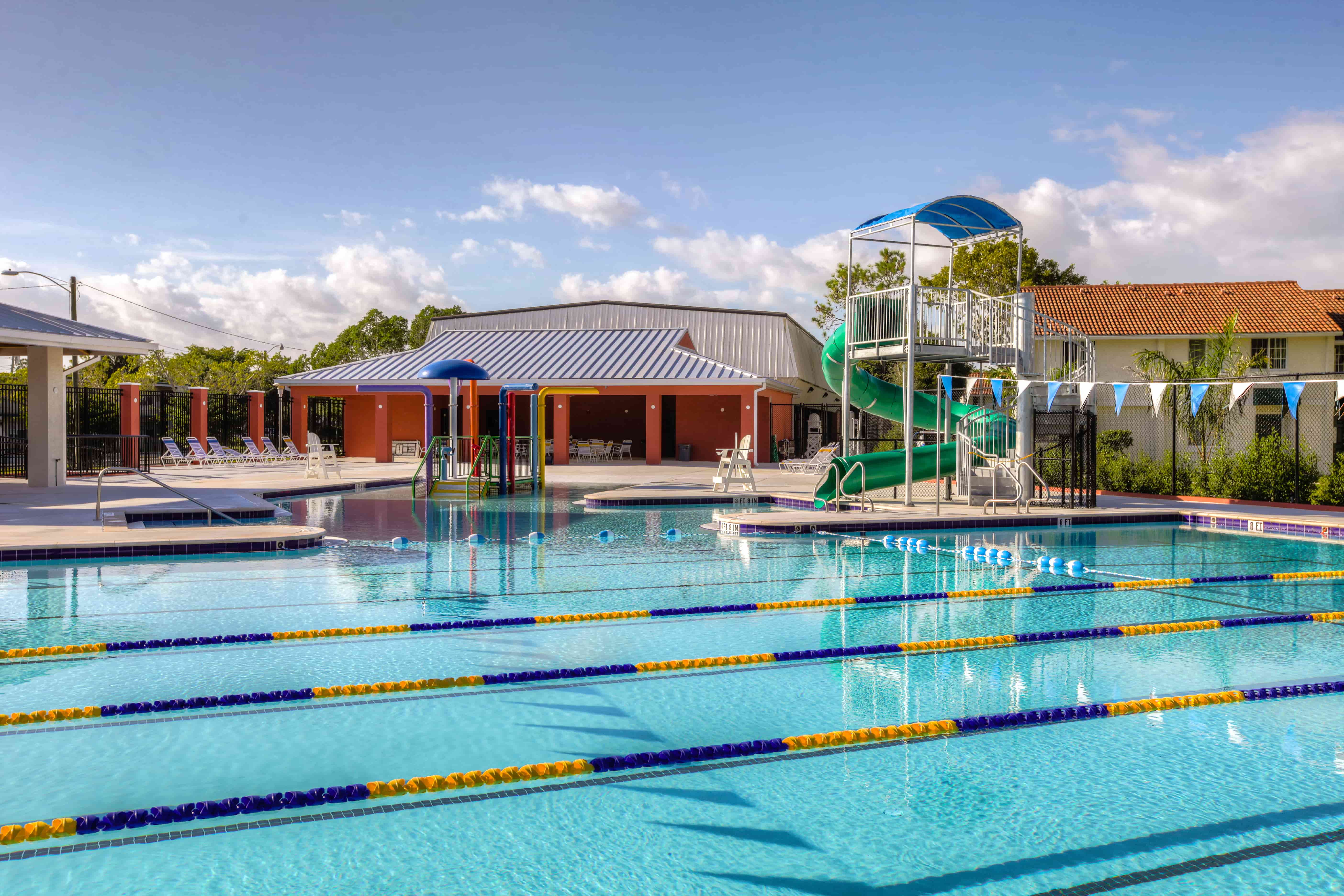 Photo River Park Pool Aquatic Facility - 4