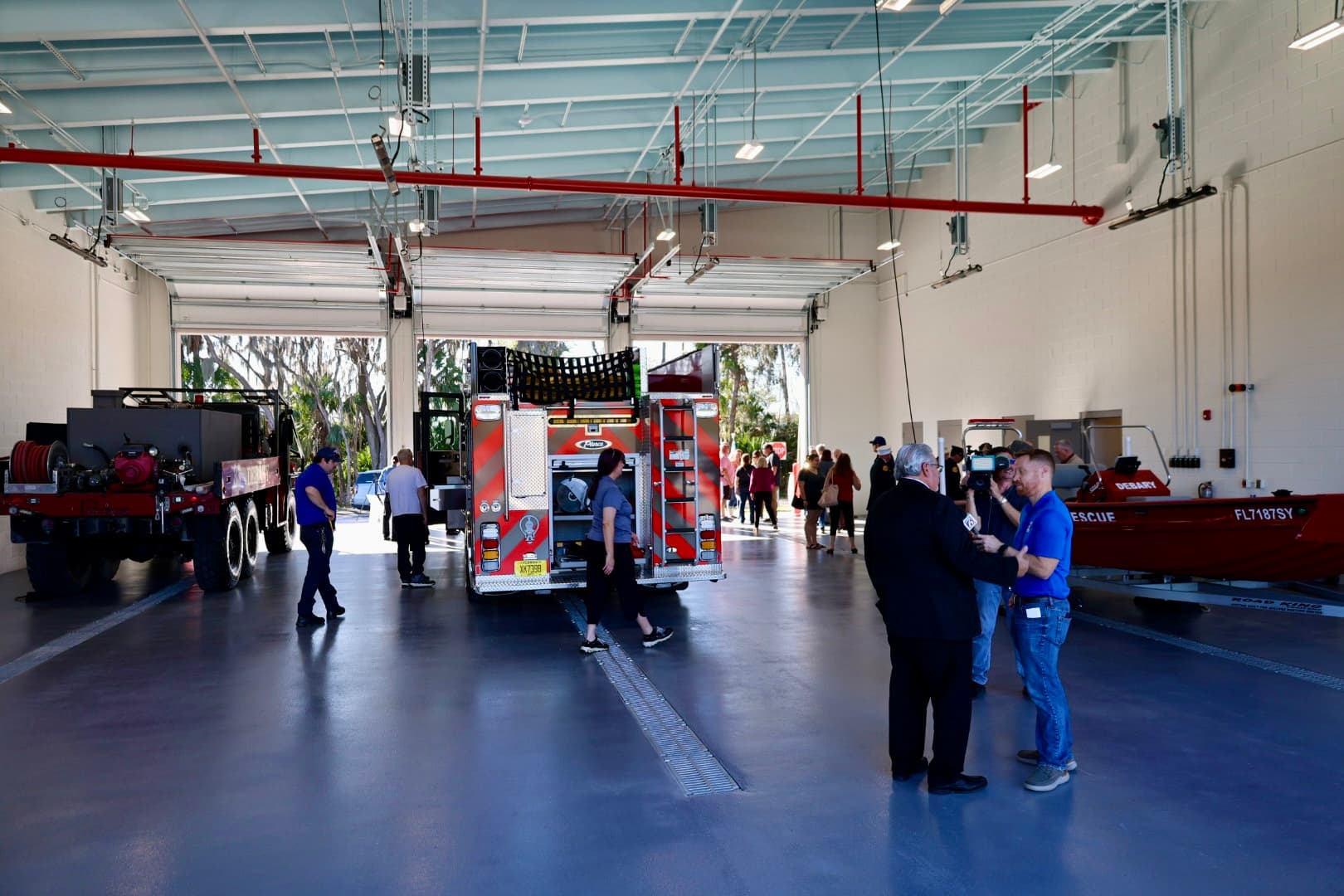 Truck in Bay thumbnail image.