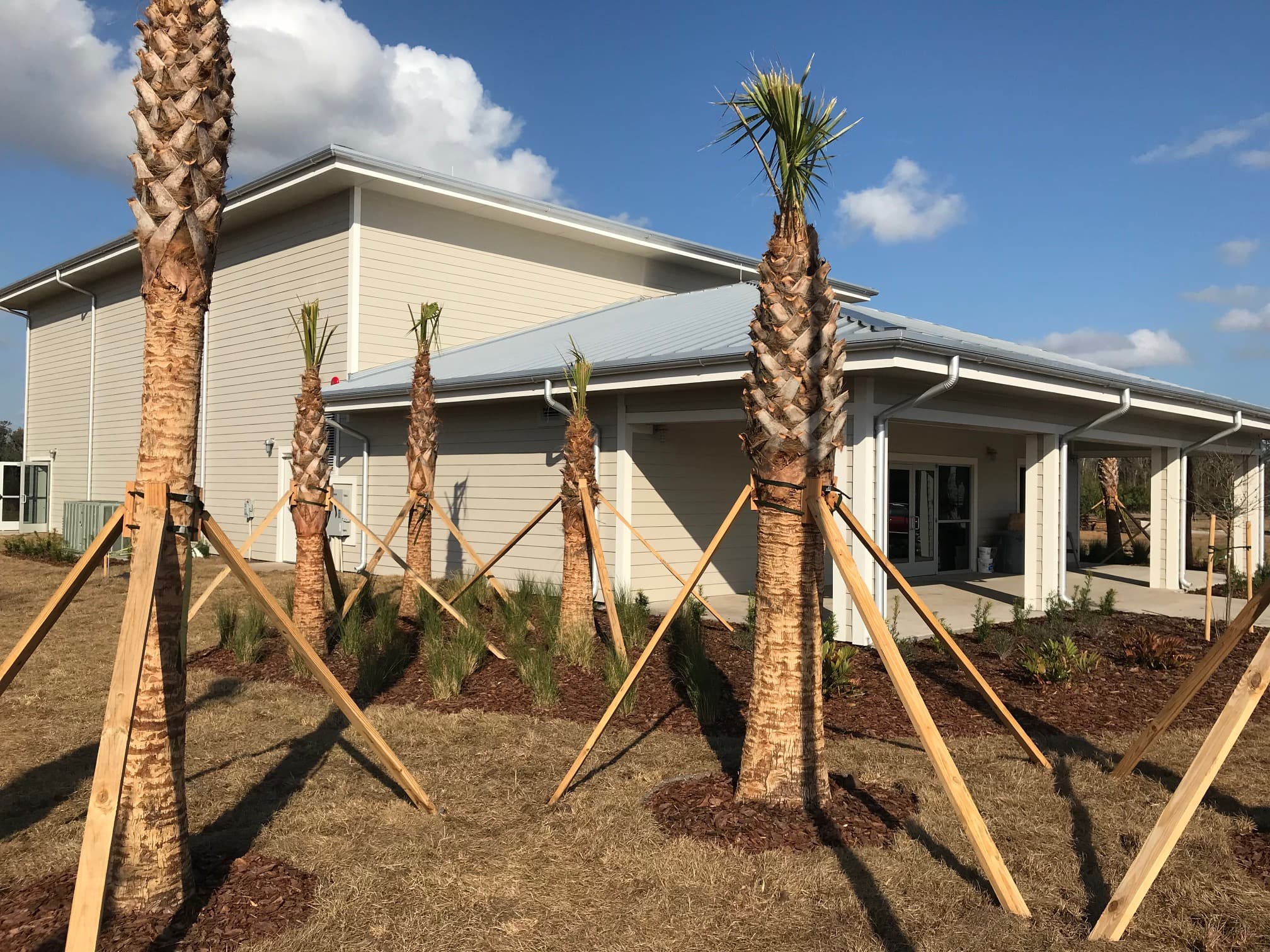 Photo East Orange Regional Park Recreation Building - 2